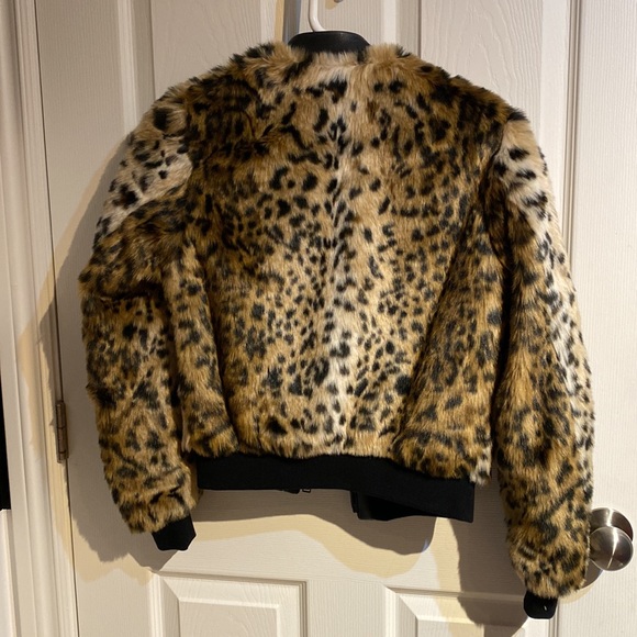 Faux Fur Jacket - Picture 9 of 9